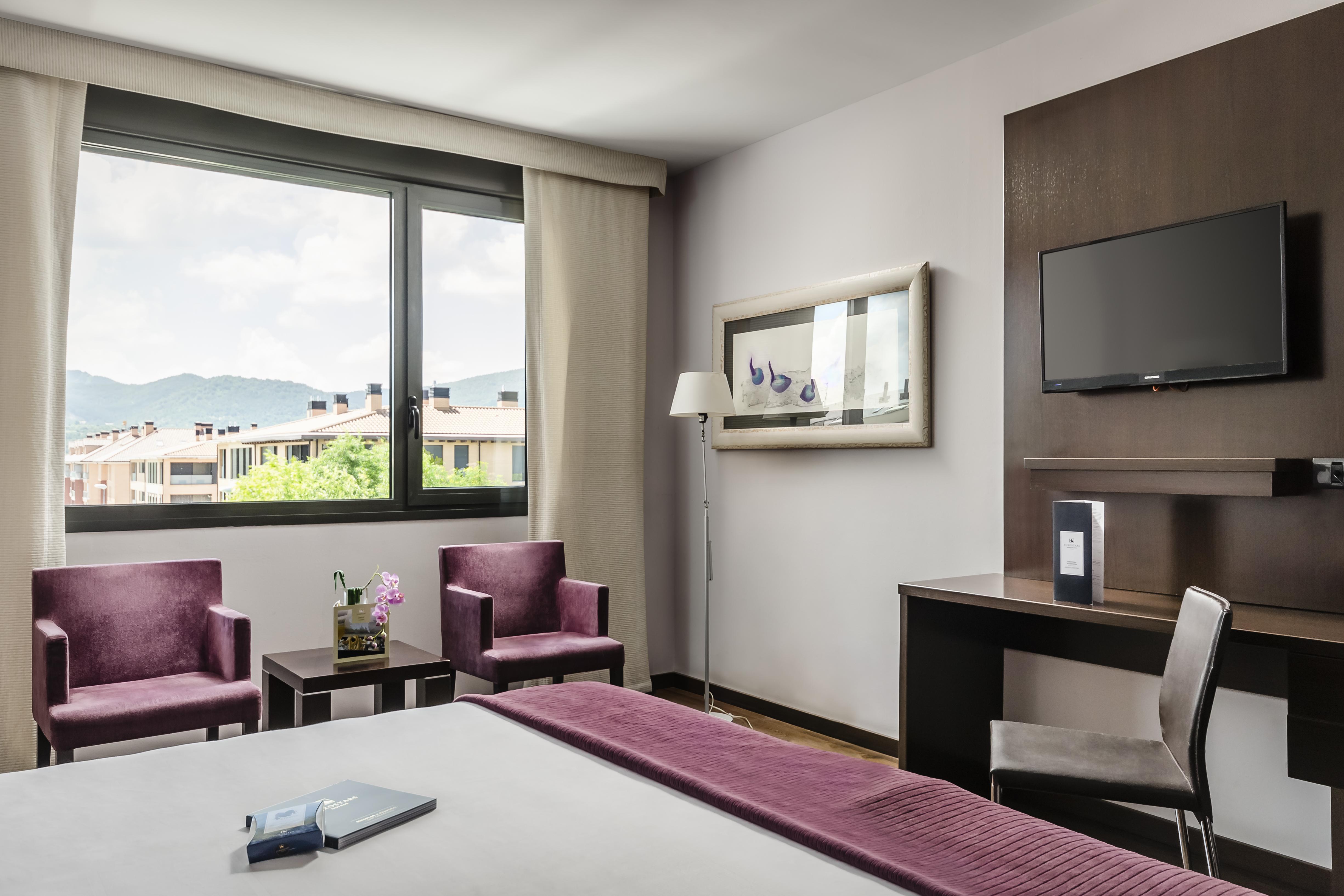 Eurostars Reina Felicia Otel Jaca Dış mekan fotoğraf